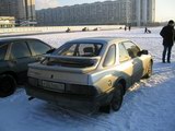 Этот автомобиль был единогласно выбран 'Сиеррой Дня' На заднем плане виден его хозяин Владимир (VIZar). Кстати, рядом стоит еще один XR4i - в 90-х гг. так тоже называлась одна из комплектаций.